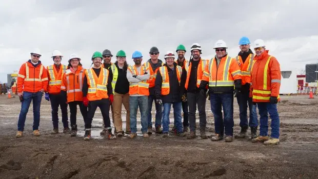 Team of workers on Sanjgon Battery Energy Storage System in Ontario